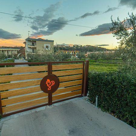 Il Gallo Con Gli Stivali Termoli Zewnętrze zdjęcie